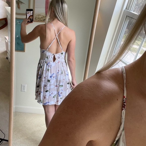 O’NEILL cross back sundress floral print size S - Picture 3 of 4